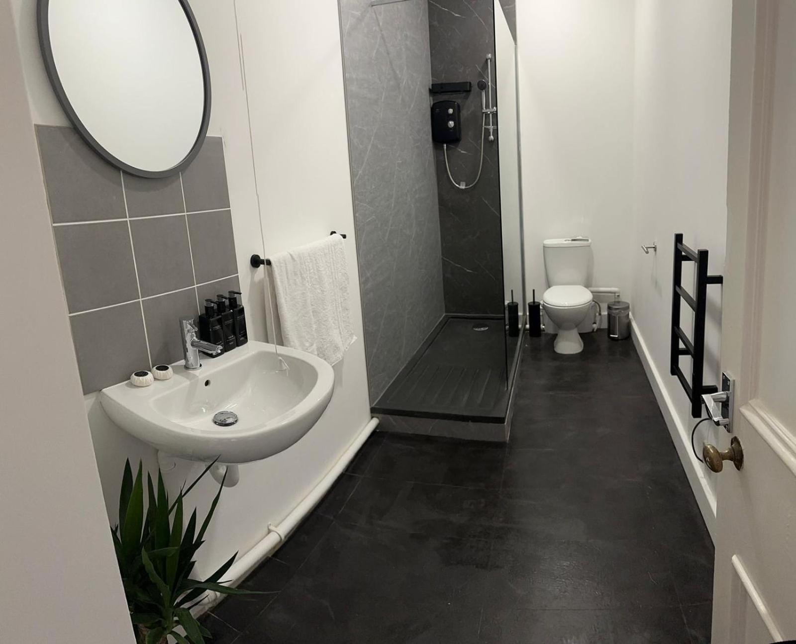 Cozy Flat By Birmingham Canals & City Centre Εξωτερικό φωτογραφία